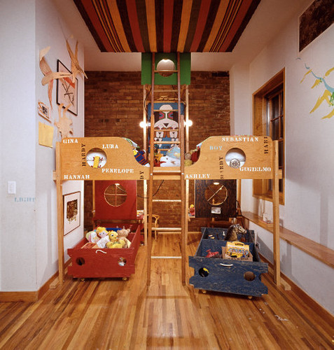 Hugh_Hardy_bunkbeds_metrop.jpg