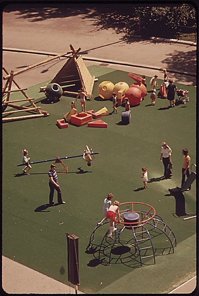 Vienna_playgrnd_412-DA-7181.jpg