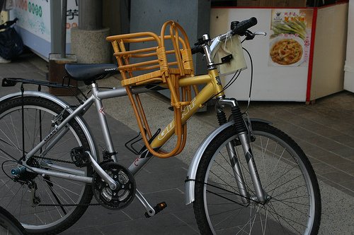 Bike with wooden child carrier best sale