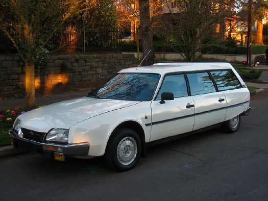 When we last saw our heroically rare lowmiles threerow 1981 Citroen CX 