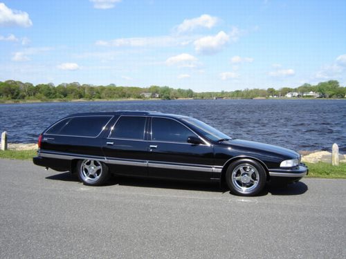 New Jersey's fine collection of Roadmaster Estate Wagons from 1996, 