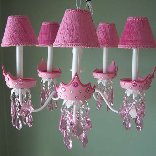 glamour_girl_wsj_wtf_chandelier.jpg