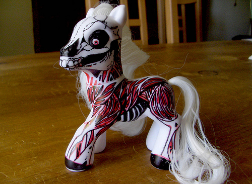 my_little_zombie_pony_dbx1.jpg