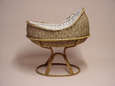 nanna_ditzel_rattan_cradle.jpg