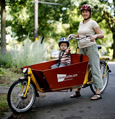 bike with front child carrier