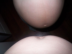 pregnancy_v_beer.jpg via mikeenikee on flickr