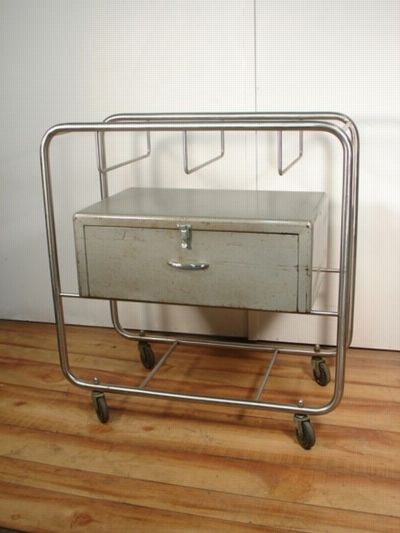 steel_hospital_bassinet.jpg