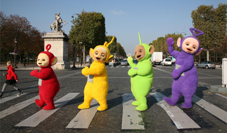 teletubbies_in_paris.jpg