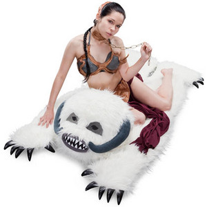 wampa_rug_slave_leia.jpg