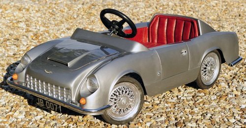 aston_db5_pedal_car.jpg