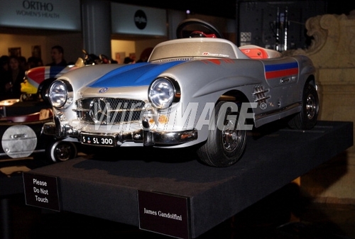 mbfw_james-gandolfini_pedal_car_wireimage.jpg